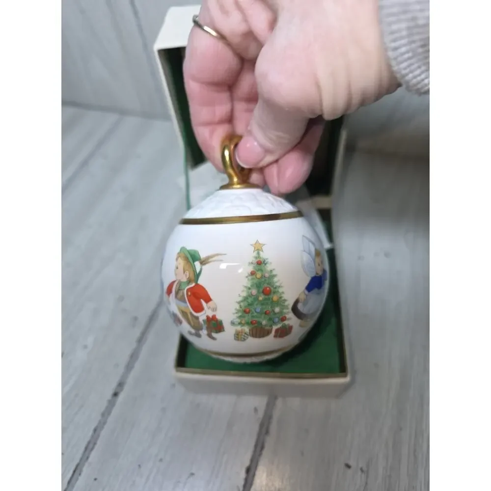Vintage Noritake Christmas Ornament Children Around The World NIB Holiday